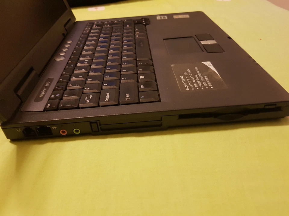 ACER  Aspire 1302xc 14.1" - Image 4 of 4