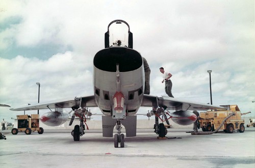 2 x USAF F-100 Super Sabre and Republic F-105 Thunderchief patches Vietnam War - Picture 12 of 12