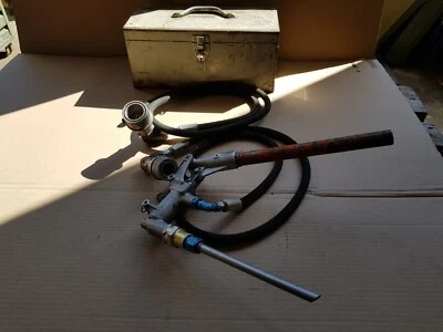 Bendix Hydrauliköl Handpumpe ex Bundeswehr Luftwaffe Triebwerk Werkzeug (N1) - Bild 1 von 4
