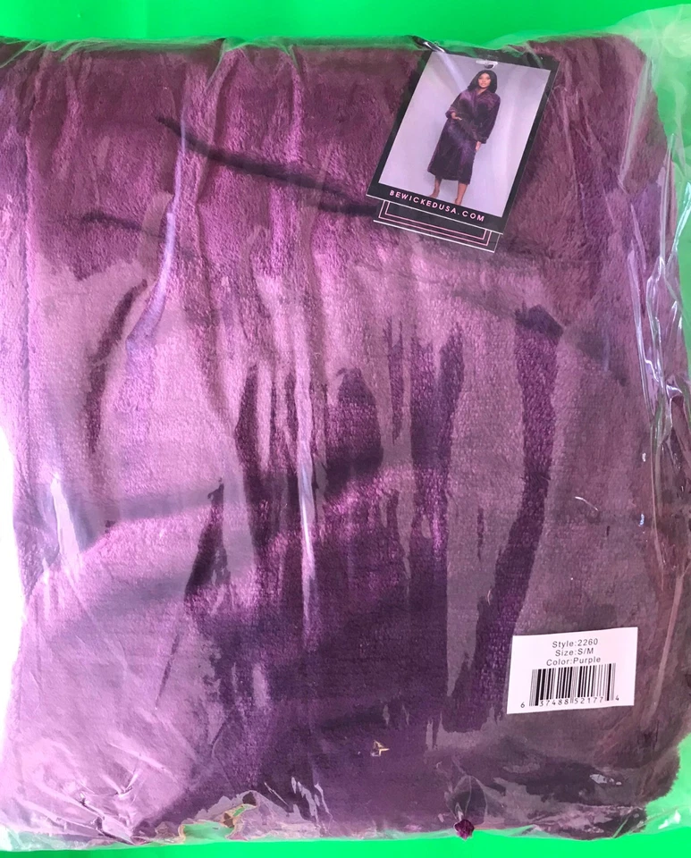 Bata de felpa BeWicked Helena de longitud entera nueva con etiquetas, S/M, L/XL, 2X/3X, blanca, púrpura, negra Foto 3 de 4