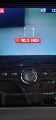 Fujifilm FinePix M603 3.1MP 2x Zoom Camera ENGLISH Cradle