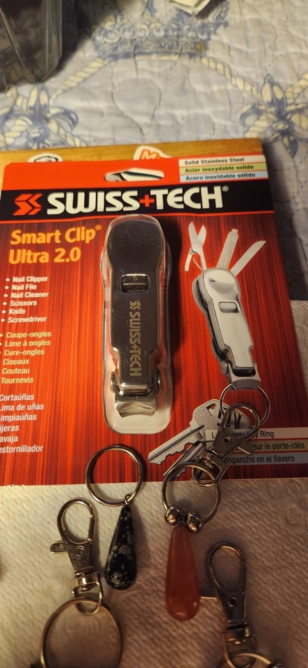 1 For The PINK Lovers 💗 3 Knives, Bracelet, Clippers. lot #1 COOL LOT! - Image 4 of 4