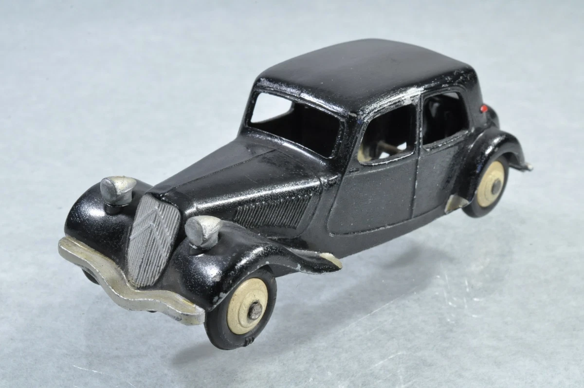 Citroën Traction 11 BL Atlas Dinky Toys (Réf. 24 N