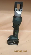 Greenlee Gator ek410lx crimping tool 18v cordless cable crimper w/ battery