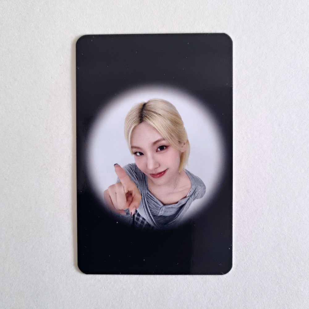 ITZY 11th Mini Album Tunnel Vision MakeStar Lucky Draw Photocard
