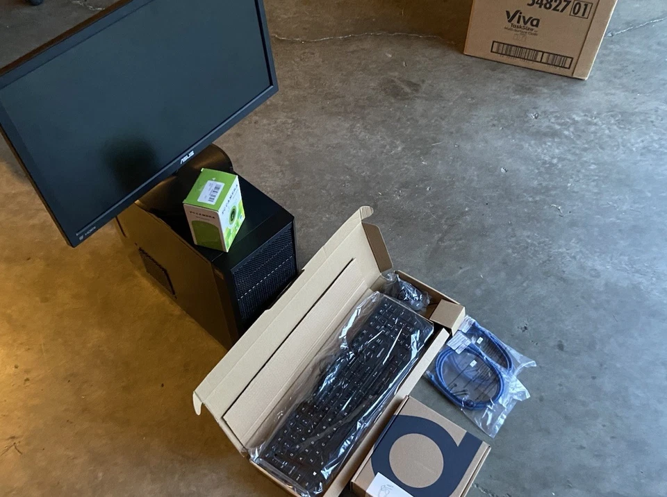 Dell OptiPlex 3050 SFF i5 Desktop Computer BUNDLE Windows 10 PRO 500GB HDD - Image 2 of 4