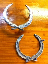 ++ Pair 1976 - 1992 Cadillac Sail Panel Wreaths, 12.812 7643400 2 3/8" Shiny