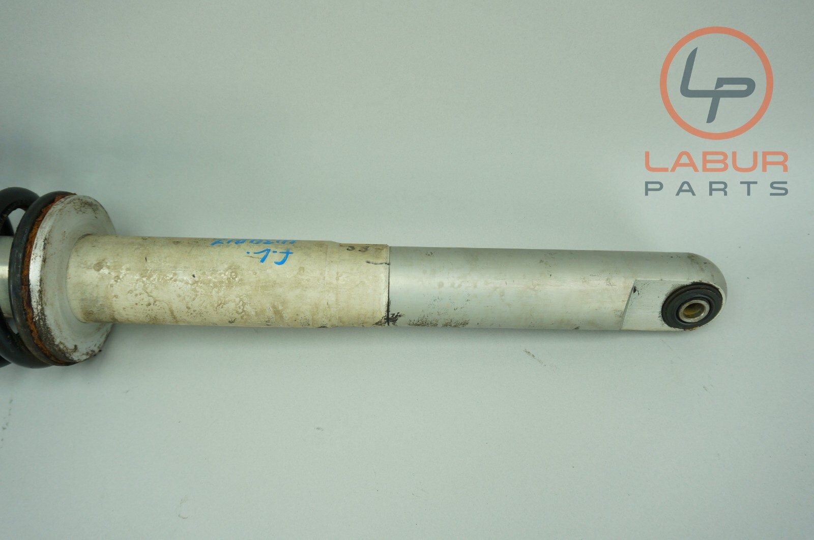 M139 09-13 Maserati Quattroporte Front Left or Right Shock Strut Absorber Z6482