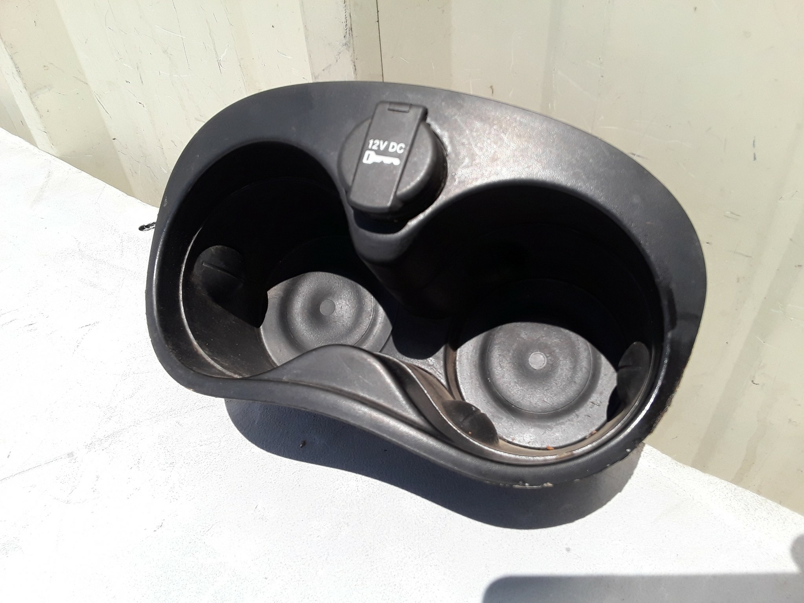 20142017 FIAT 500L EASY FRONT CENTER CONSOLE CUP HOLDER DRINK TRAY