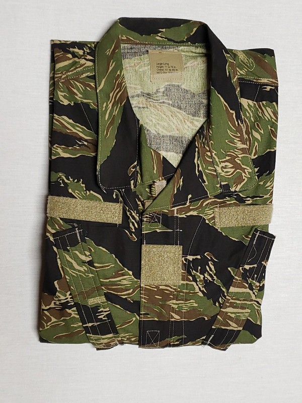 USGI TIGER stripe Cargo Army Fatigue Combat Coat New Large-long. 4 Pocket NWOT.
