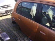 Porte arrière et accessoires Daihatsu TREVIS