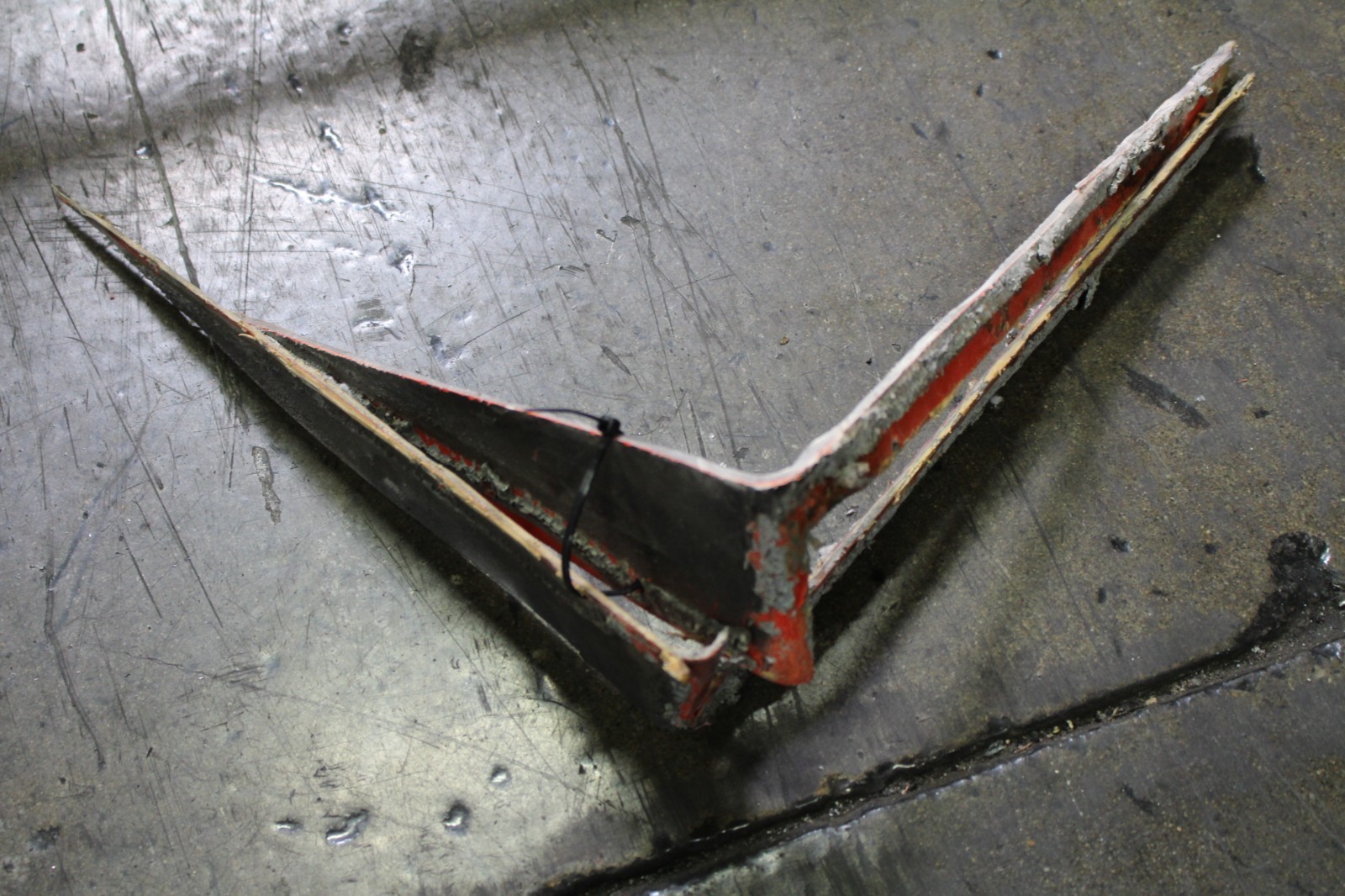 Ferrari 308, Rear Valance, Dmg, Needs Repair, Used, P/N 60978600