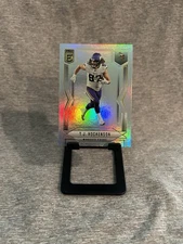 T.J. Hockenson 2025 Panini Donruss Elite Football Card #66 Minnesota Vikings