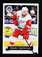 2014-15 O-Pee-Chee OPC 3-D Pavel Datsyuk #2 HOF av1