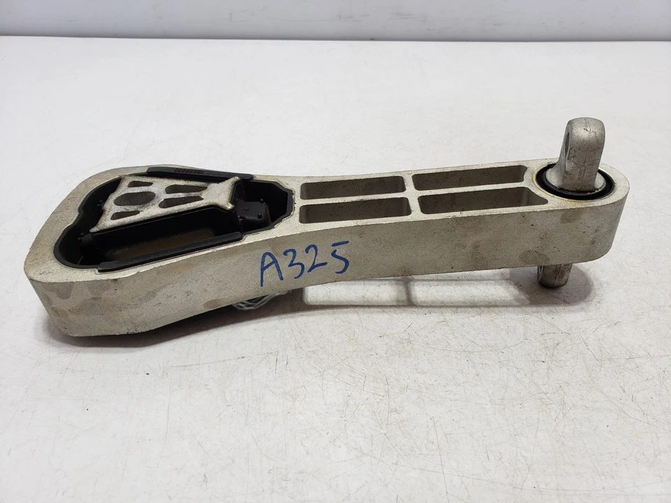 ✅ 16-25 OEM Volvo XC90 Engine Motor Torque Strut Mount Support Bracket - Image 3 of 4