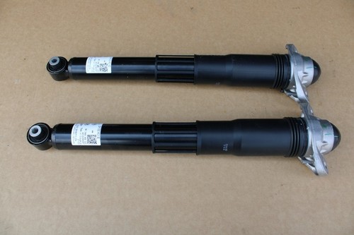 RADIO TSF LOT de 5 condensateurs 15µF 250V axiaux EUR 5,00 - FR