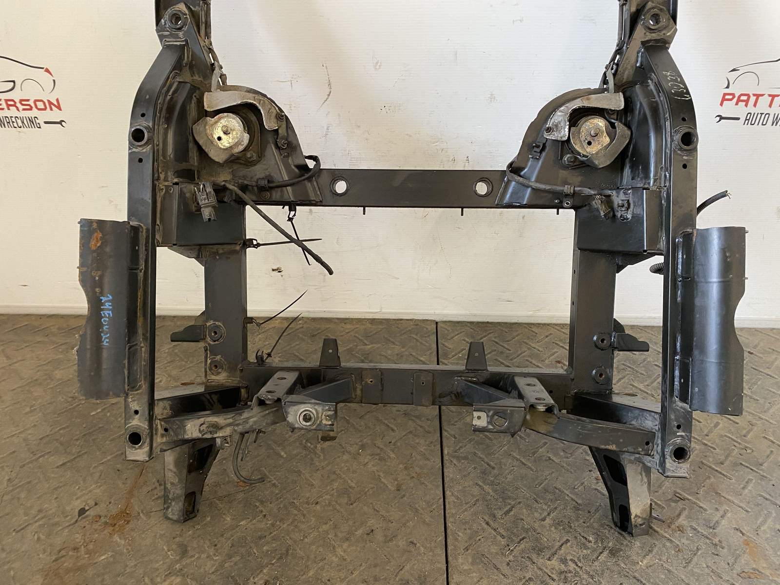 08-19 MASERATI GRANTURISMO 4.2 AT FRONT ENGINE SUSPENSION CRADLE CROSSMEMBER