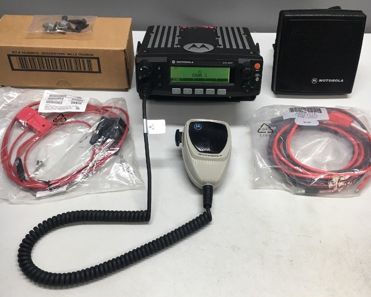 Motorola XTL2500 VHF 136-174 50watt P25 Digital Mobile Radio