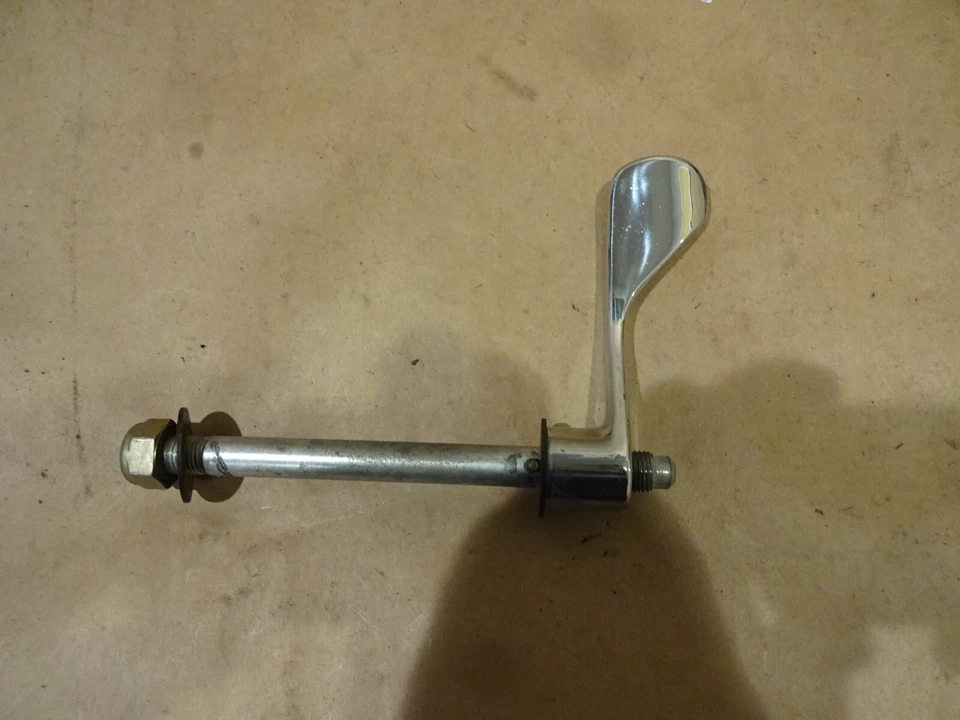 Ferrari Mondial - Palanca ajustadora para columna de dirección - P/N 112107 Foto 4 de 4