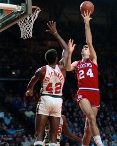 bobby jones sixers jersey