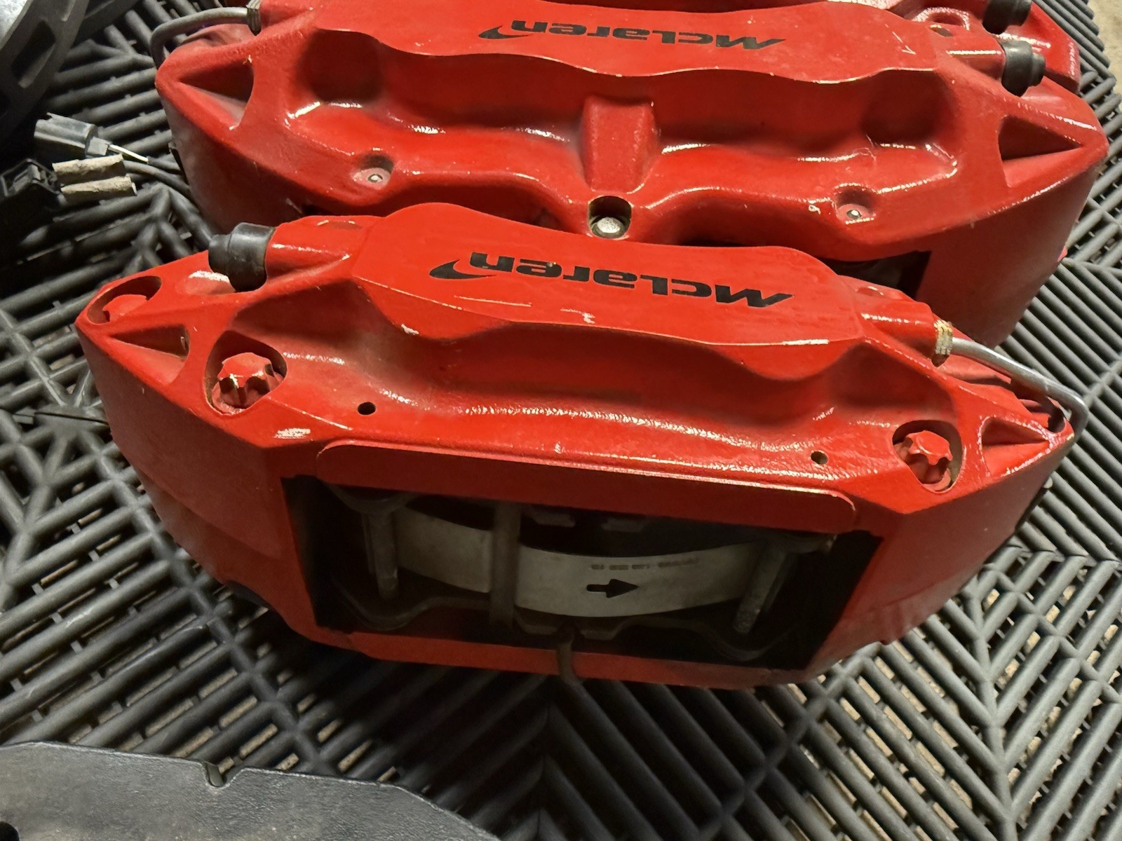 McLaren 570GT Complete Ap Racing Brake Set With Carbon Ceramic Rotors