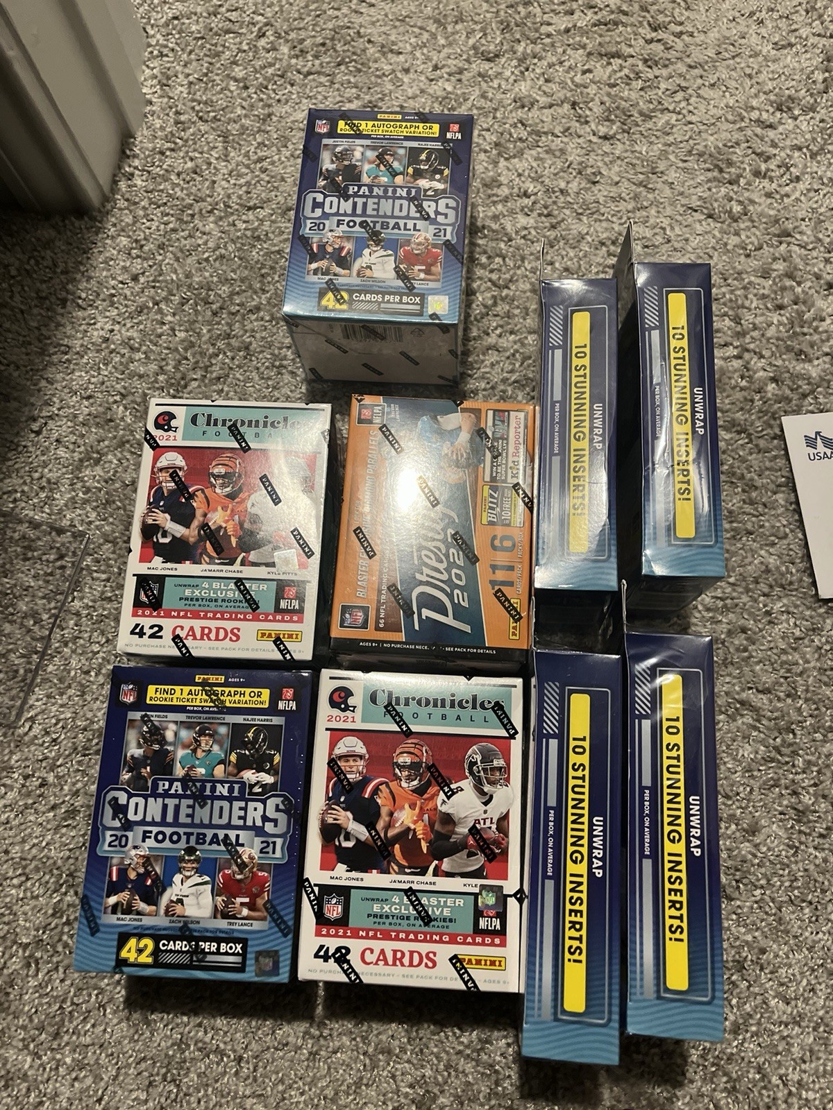 HUGE VALUE Hot Pack - PSA/Auto/Numbered + 5 RCs - Sports Card Lot (10 Cards) 2 view 7