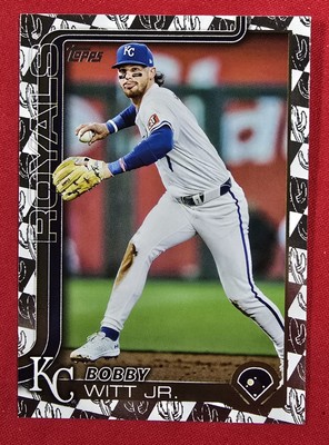 2025 Topps BOBBY WITT JR #100 Spring Training Foil Parallel Royals
