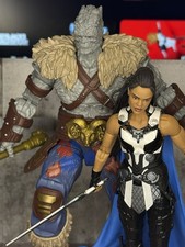 Marvel Legends Korg BAF Complete w Valkyrie