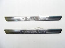 Mercedes-Benz A W176 2015 Schwellerverkleidungssatz innen A2466805300 GENUINE