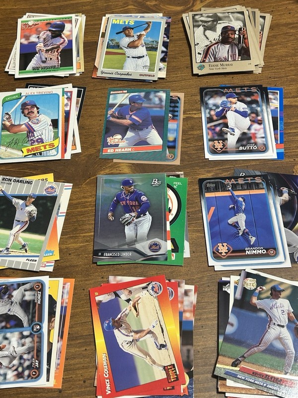 New York Mets 1200 Card Lot