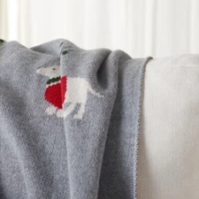 SAFAVIEH Sleighbells Throw Blanket | Grey / Red |