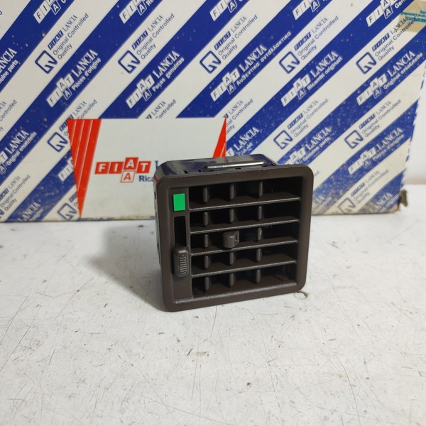 DüSe Diffusor Luft Recht Brown Fiat Ritmo I Serie Original 4454993-image