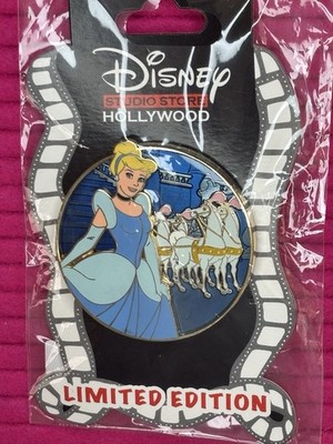 Disney Pin DSSH - Cinderella And Coach Horses - Mane and Friends - D23