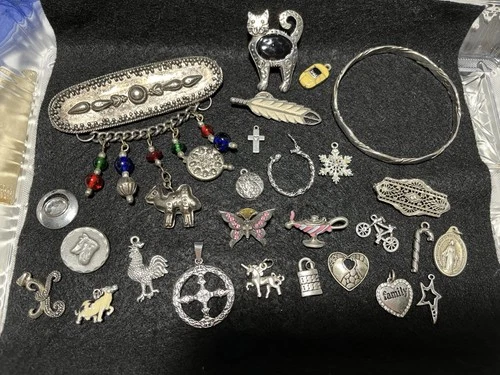 mixed costume junk drawer jewelry lot vtg/now Taxco Vintage Brooch Pendants