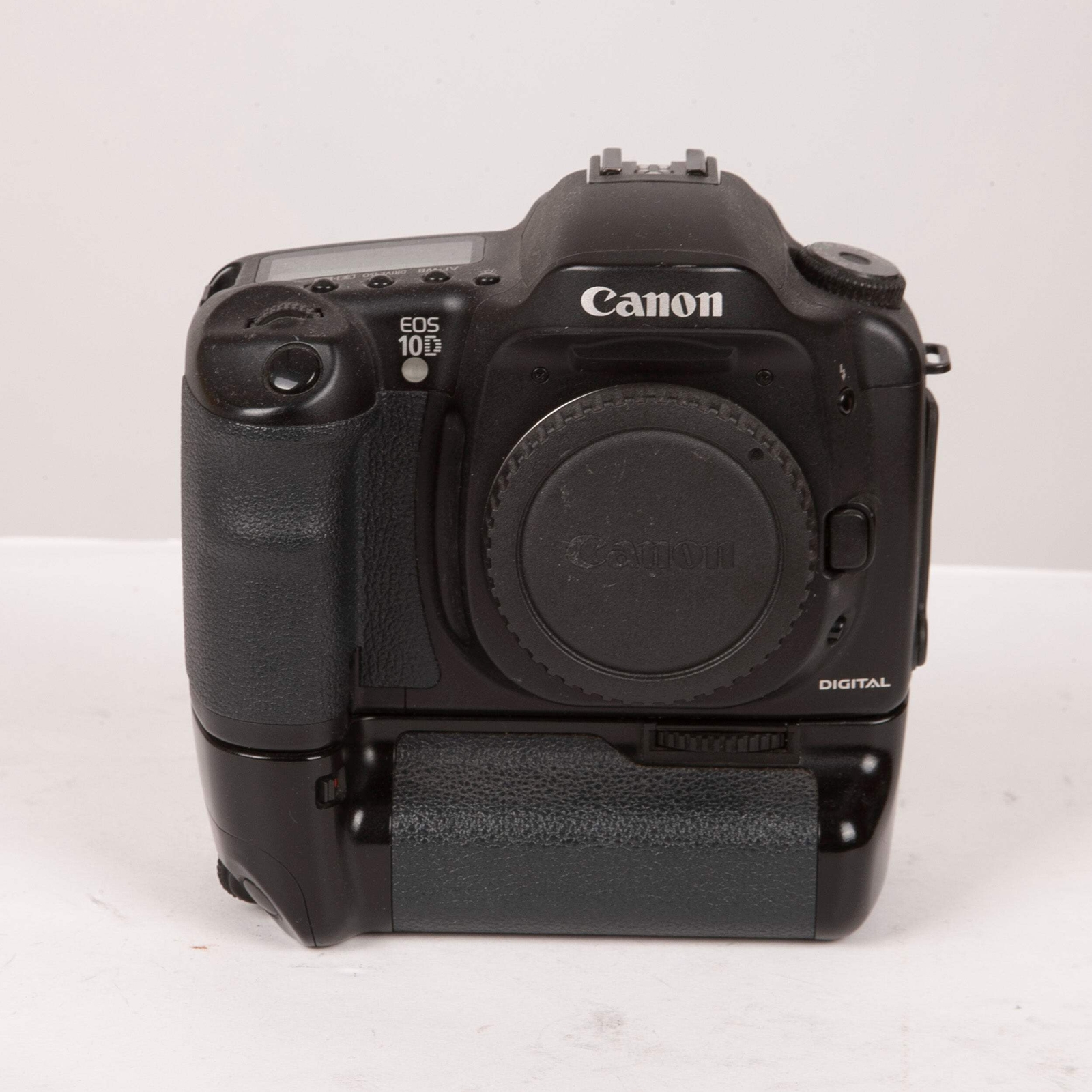 CANON EOS 10D + BG-DE3