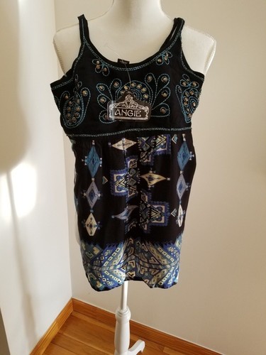 NWT ANGIE TOP Sz. M