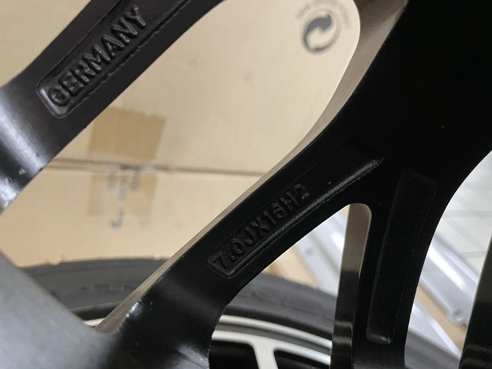 Kompletträder 215/45R16 auf 16'Zoll ASA Felgen - Bild 4 von 4