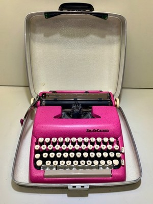 Antique 1958 Smith Corona Super Silent Pink Painted Vintage Typewriter #5T589927