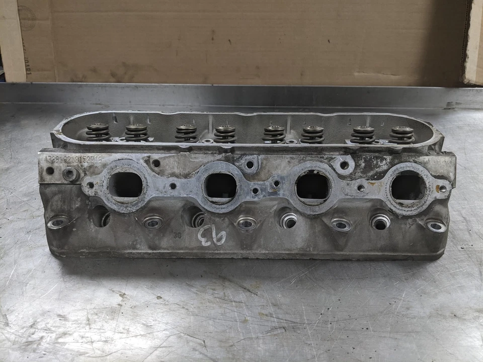 Culata para 02-06 Cadillac Escalade 6.0 317 Foto 3 de 4