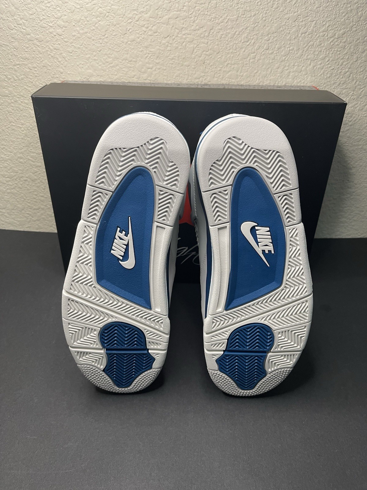 SAOLA Air Jordan 4 Retro Blu Militare 2024 Taglia 10M FV5029 141 (4)