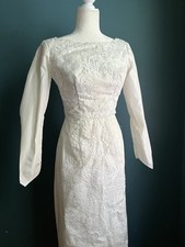 Vintage 1960s Simple Wedding Dress