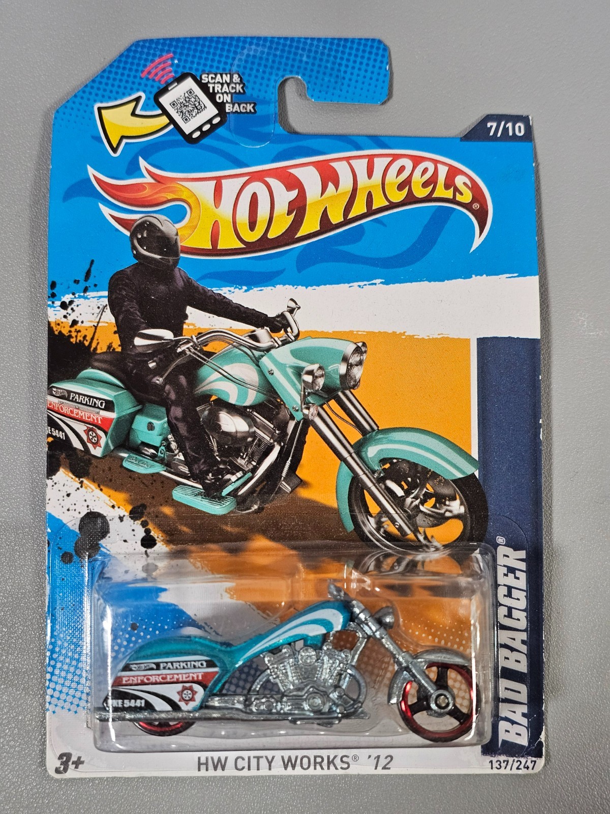 2012 Hot Wheels #137/247 HW City Works '12 7/10 Bad Bagger Aqua  NEW