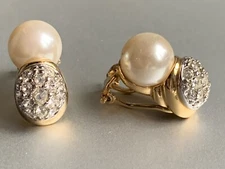 Classy Vintage French Designer Clip-on earrings - Crystal & Pearl 3/4"
