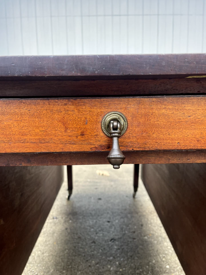 Mesa de comedor antigua Jorge III de caoba con hojas caídas Foto 4 de 4