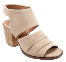 New! SAVA Becca Sandal Suede Ivory $130 Sz 8.5 Wide  39W Ryllace