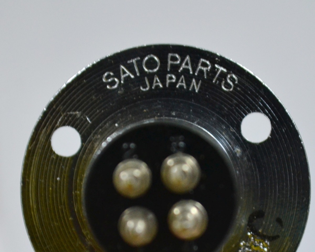 1 Set vintage SATO PART 4 Pin Chassis Connector plug Locking Male