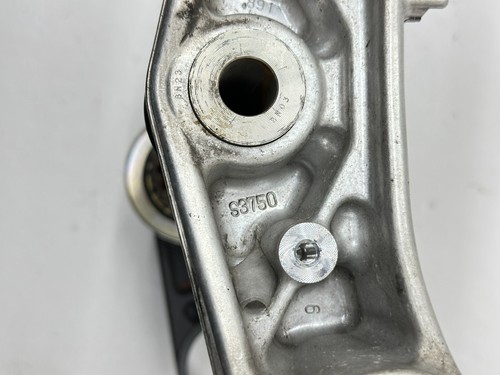 2009 Suzuki GSXR 600 Triple Tree Clamp Steering Stem 51410-01H10 OEM GSXR600 - Picture 4 of 5
