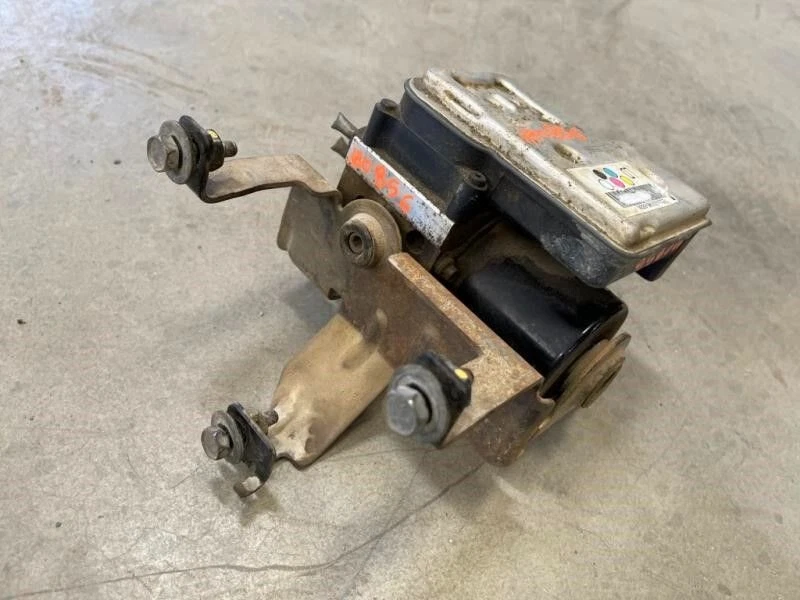 2003-2005 Chevrolet Silverado 2500 ABS conjunto de bomba de freio antibloqueio fabricante de equipamento original - Imagem 2 de 4