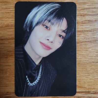 straykids ジョンイン　サノクトレカ s-l400.jpg