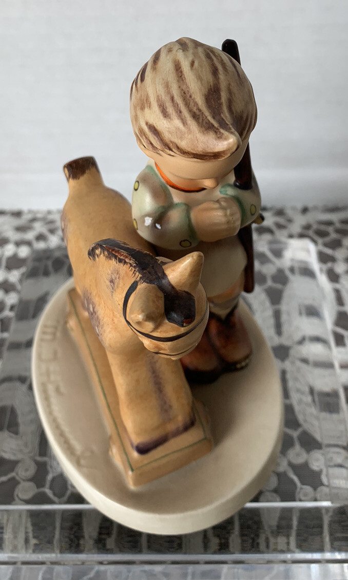 Goebel Hummel #20 - 